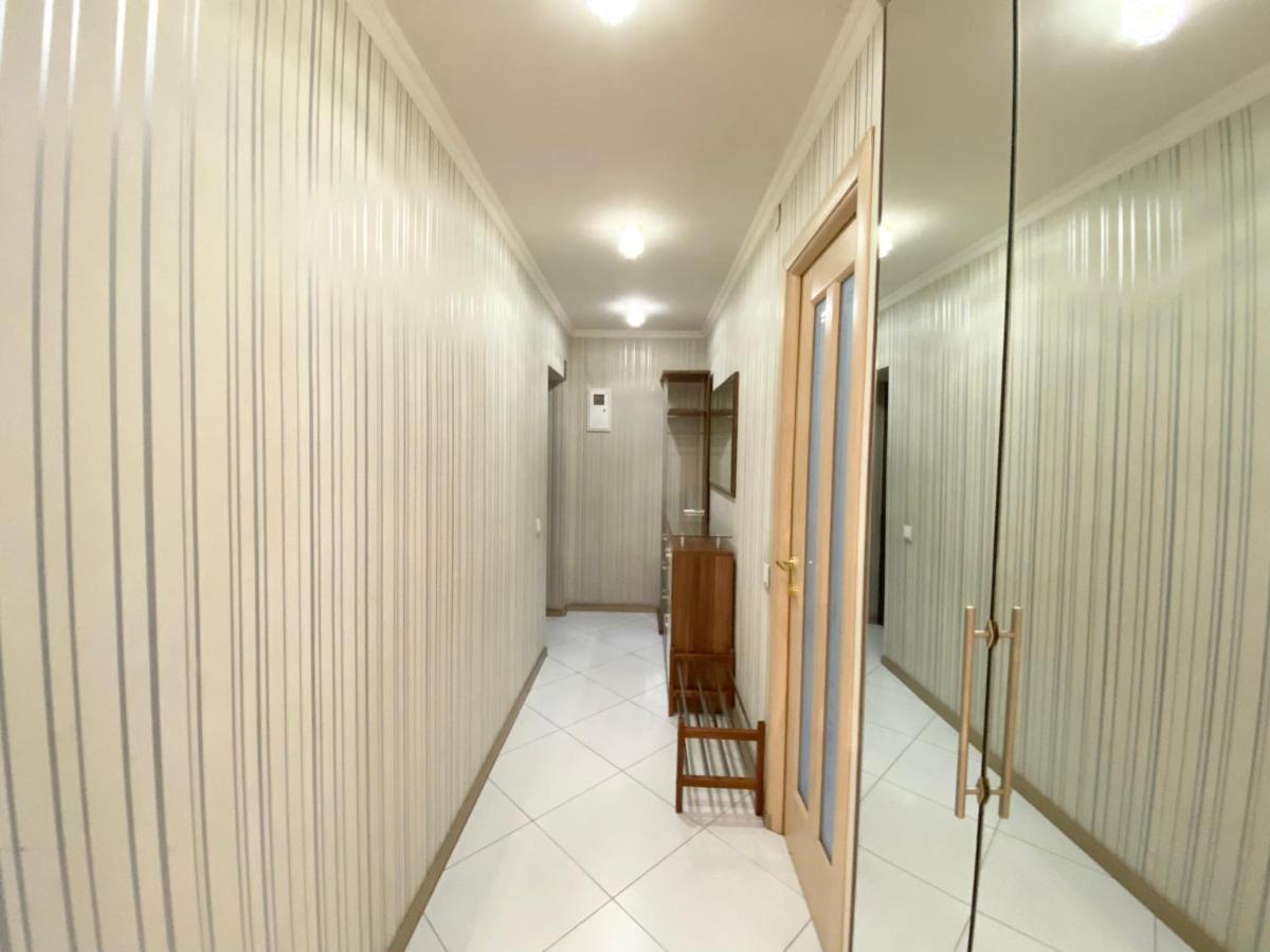 Beautiful 1-Bedroom Near Most City Center Dněpropetrovsk Exteriér fotografie