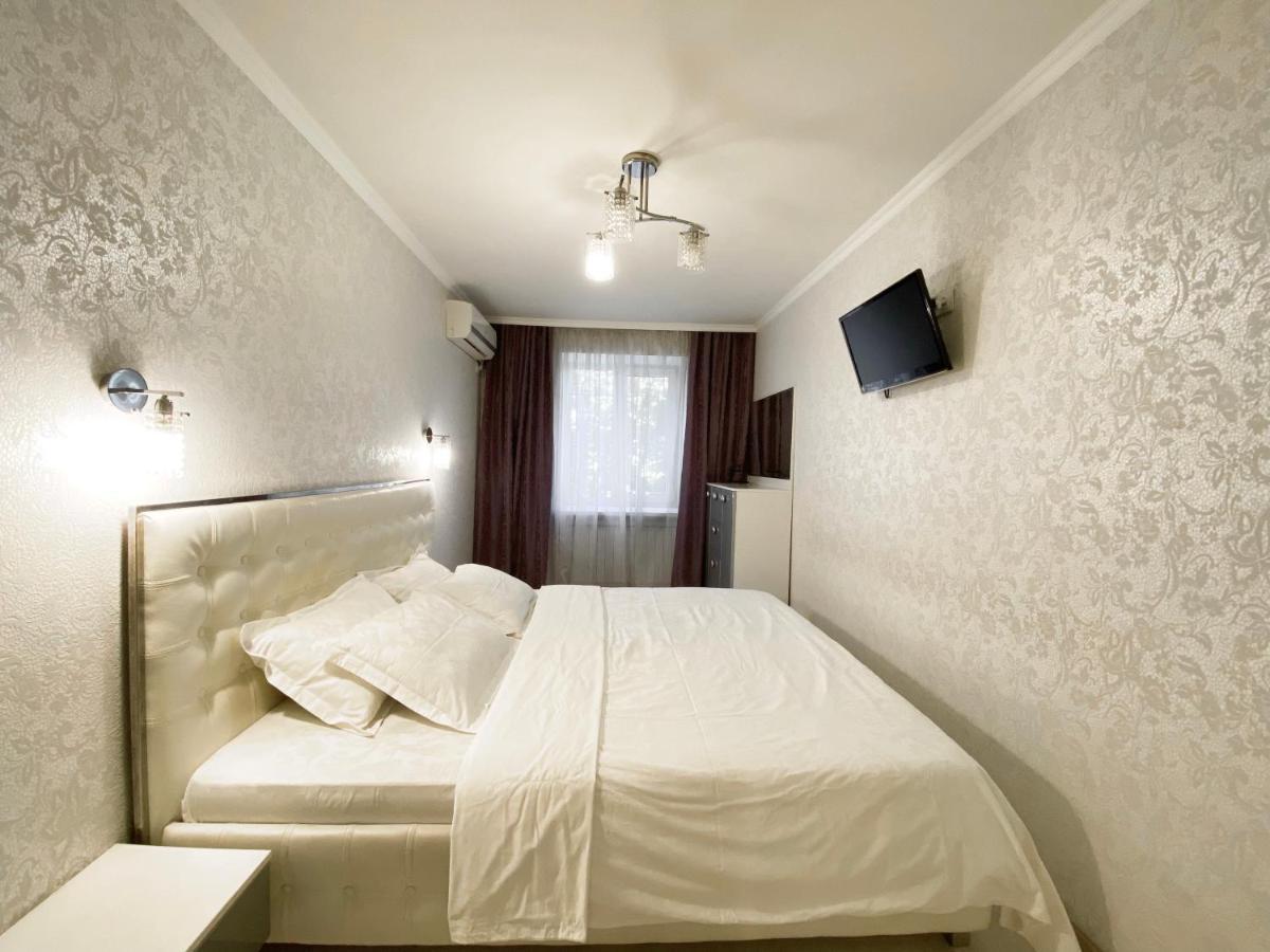 Beautiful 1-Bedroom Near Most City Center Dněpropetrovsk Exteriér fotografie