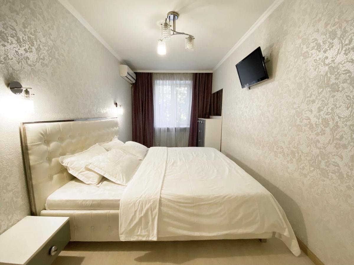 Beautiful 1-Bedroom Near Most City Center Dněpropetrovsk Exteriér fotografie